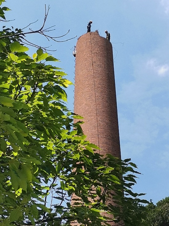 煙囪拆除公司 水泥煙囪是怎么拆除的？